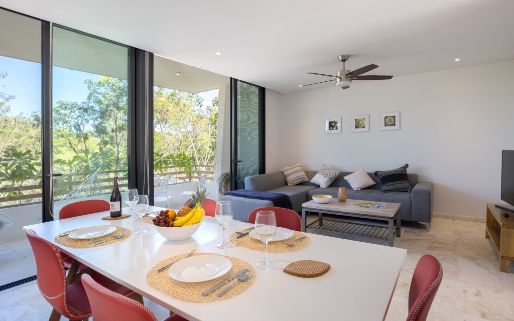 1 Bedroom — dining and living room