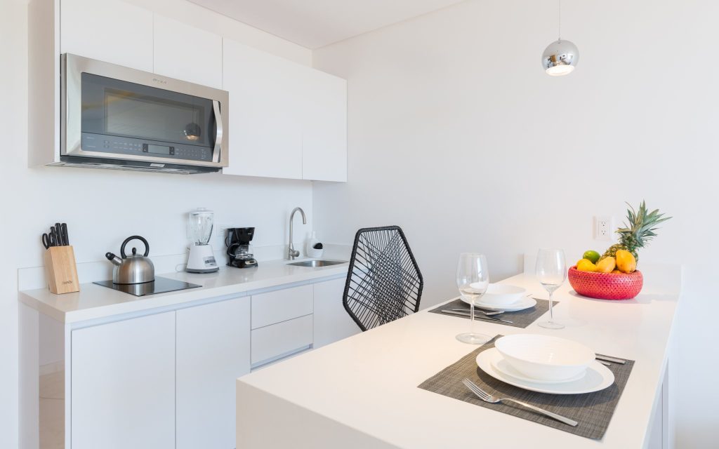 Kitchen and dining bar