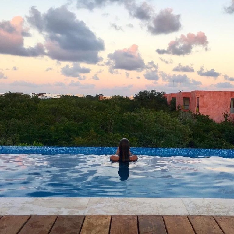 Sunset at the rooftop infinity pool