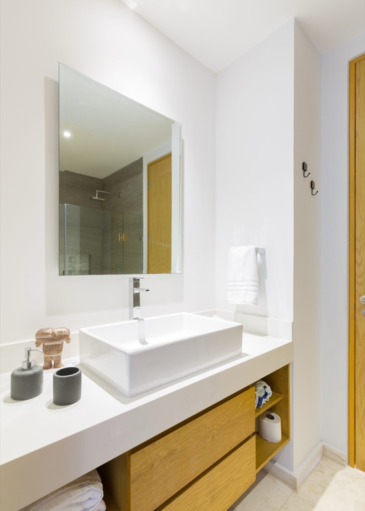1 Bedroom — bathroom